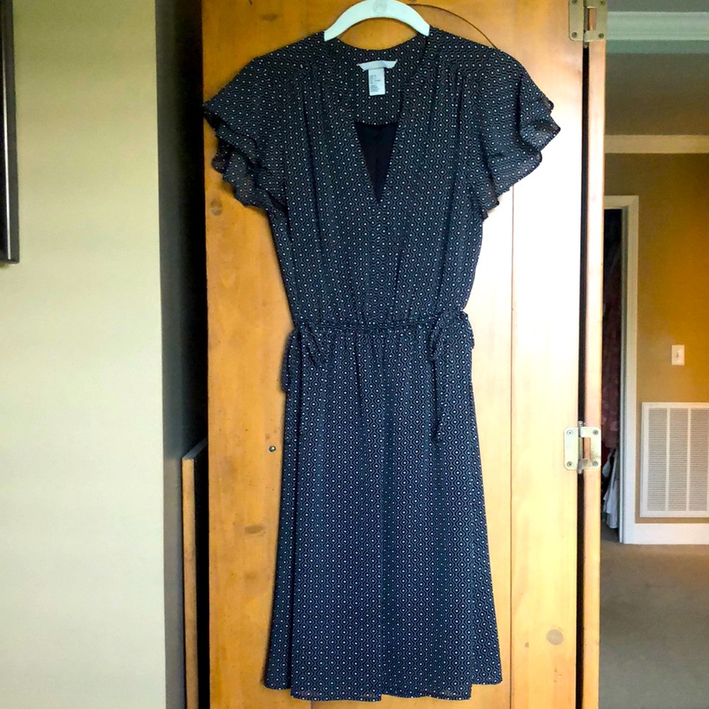 H&M black and white patterned dress
